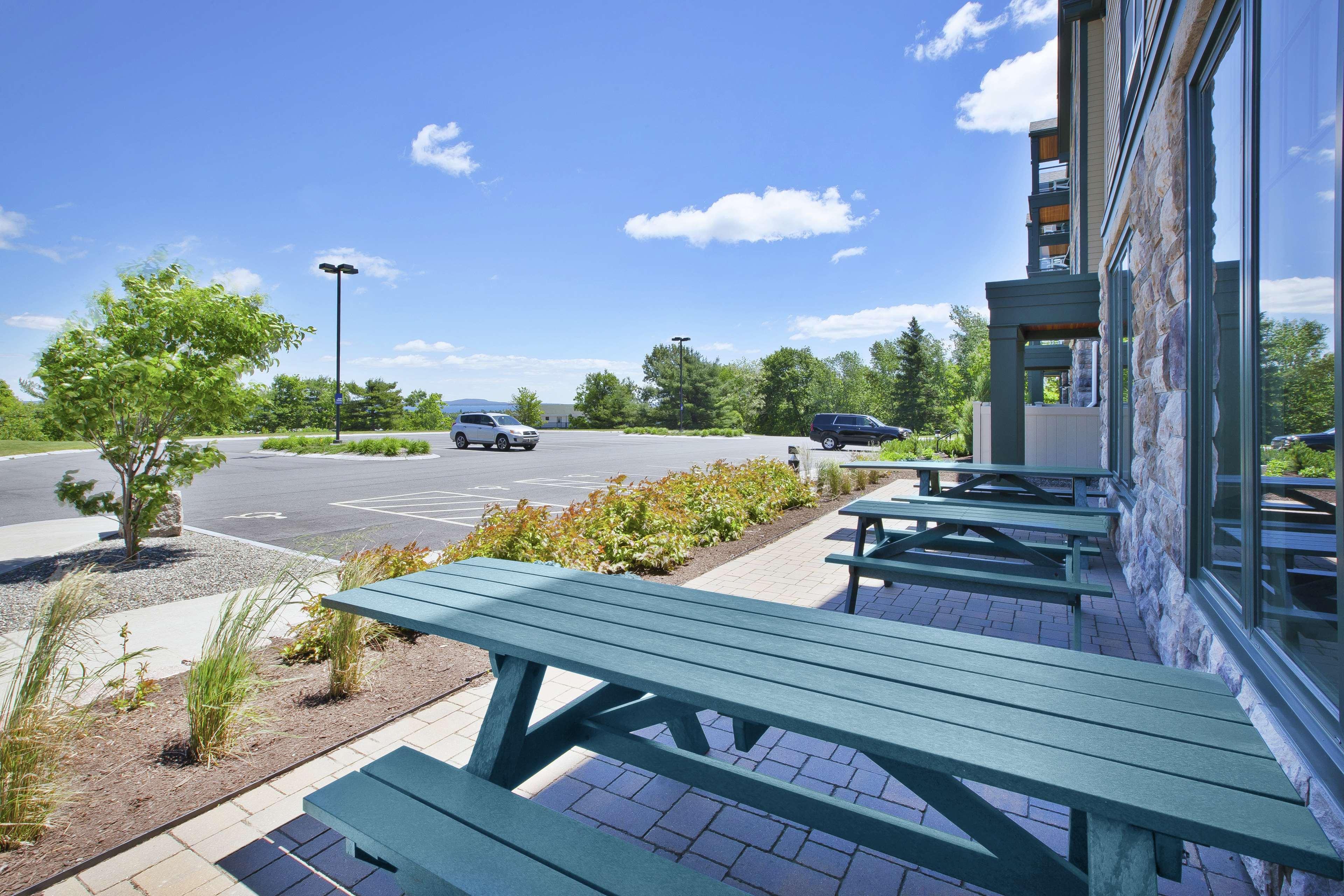 Hampton Inn Bar Harbor Exterior photo