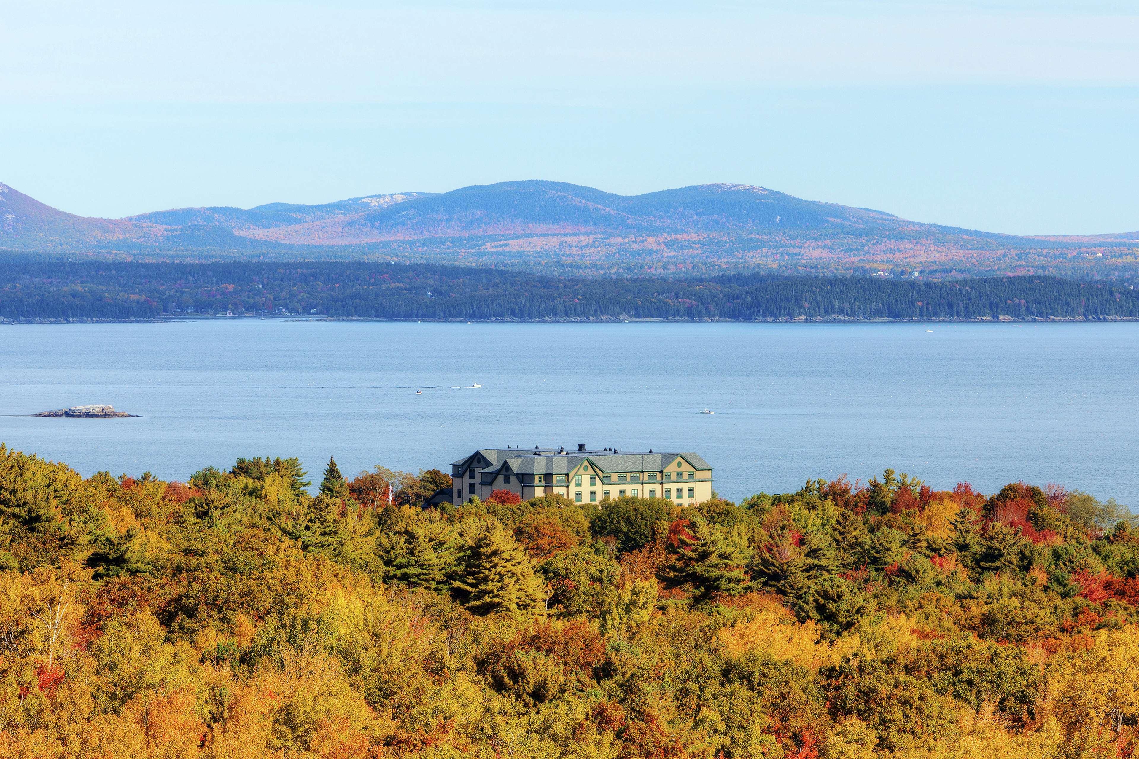 Hampton Inn Bar Harbor Exterior photo