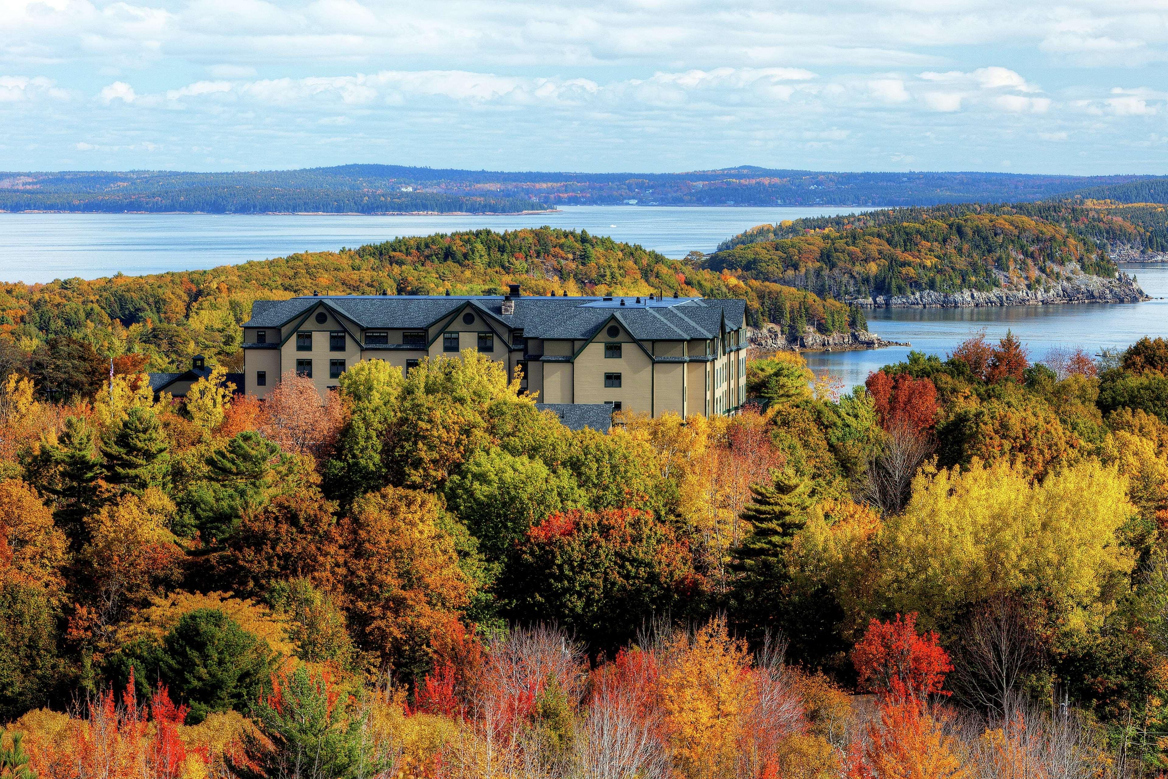 Hampton Inn Bar Harbor Exterior photo